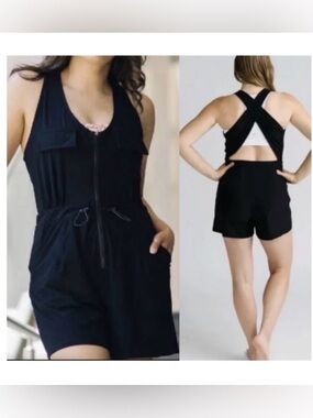 ZYIA Active Black and White Branded Tag Size XL New with tags